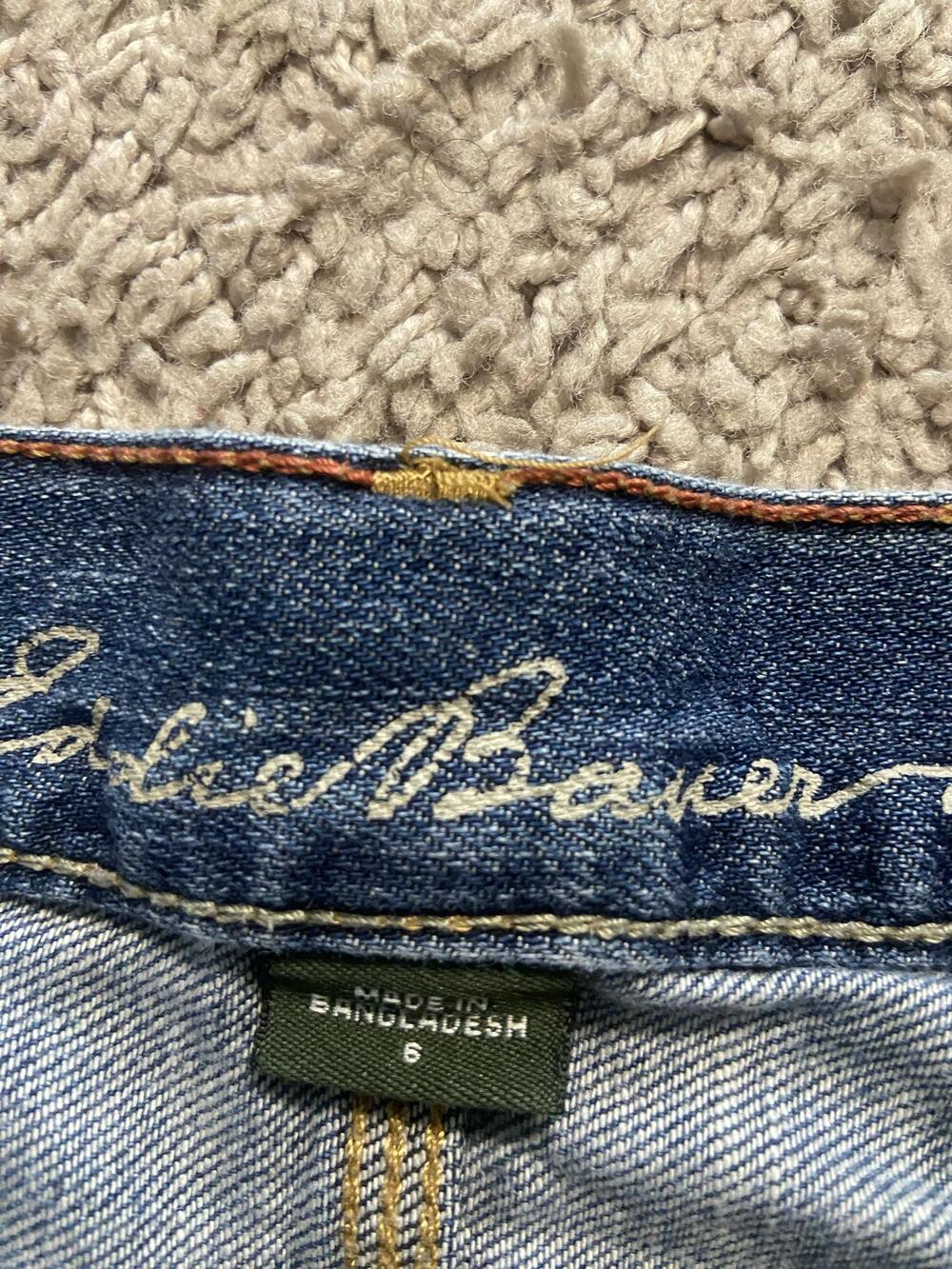 Eddie Bauer Jeans Womens 6 Blue Boyfriend Mid Rise Relaxed Button Fly Denim - Picture 7 of 9